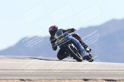 media/Oct-30-2025-Racers Edge (Thu) [[dabbdaf680]]/3-B Group/Session 4 Turn 9/